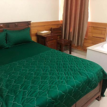 Tỉnh Kontum Hoang Gia Bao Hotel מראה חיצוני תמונה