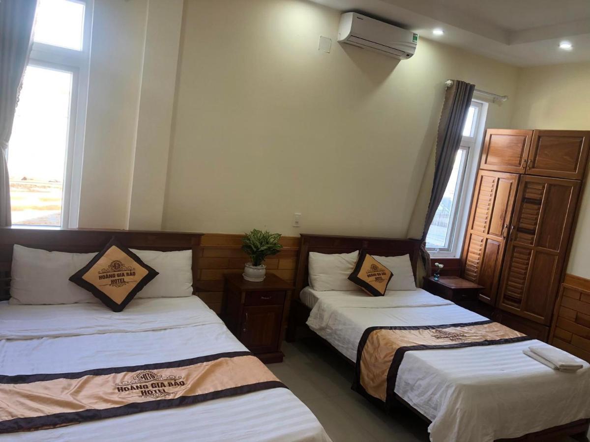 Tỉnh Kontum Hoang Gia Bao Hotel מראה חיצוני תמונה