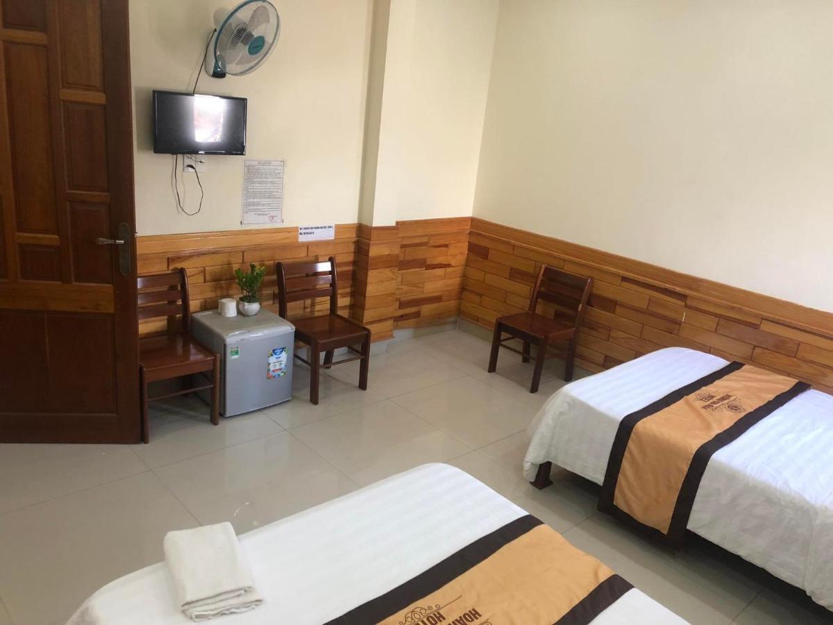 Tỉnh Kontum Hoang Gia Bao Hotel מראה חיצוני תמונה